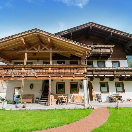 Apartment In Saalfelden Am Steinernen Meer Bagian luar foto