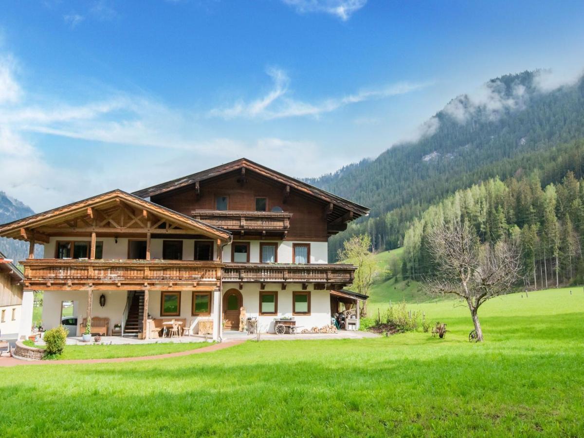 Apartment In Saalfelden Am Steinernen Meer Bagian luar foto